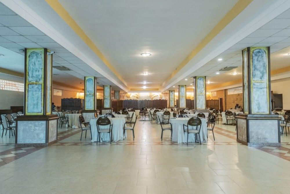 Hotel Bizantino Масафра Екстериор снимка